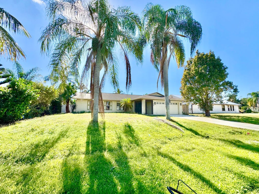 190 Sw Ray Av, Port Saint Lucie