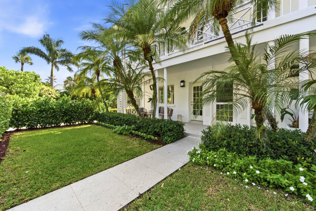 220 Atlantic Av #1, Palm Beach