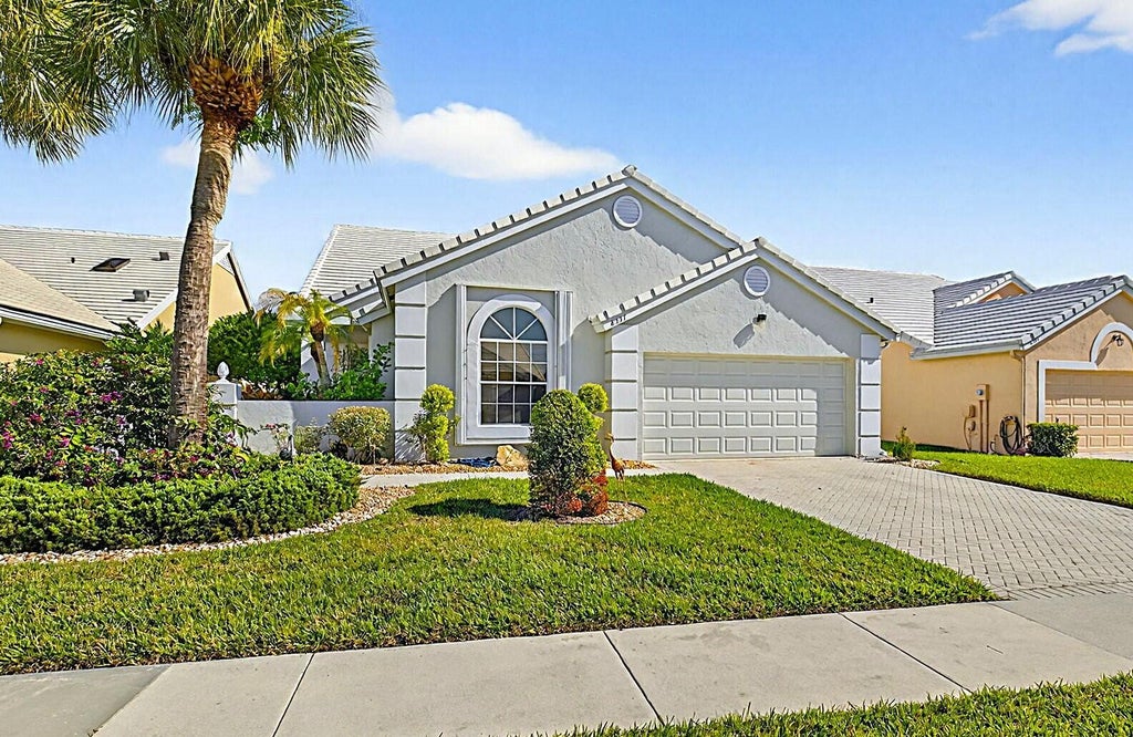 8337 Horseshoe Bay Rd, Boynton Beach
