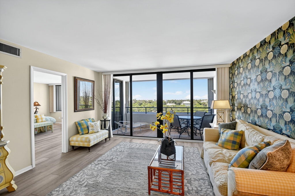 3589 S Ocean Blvd #509, South Palm Beach