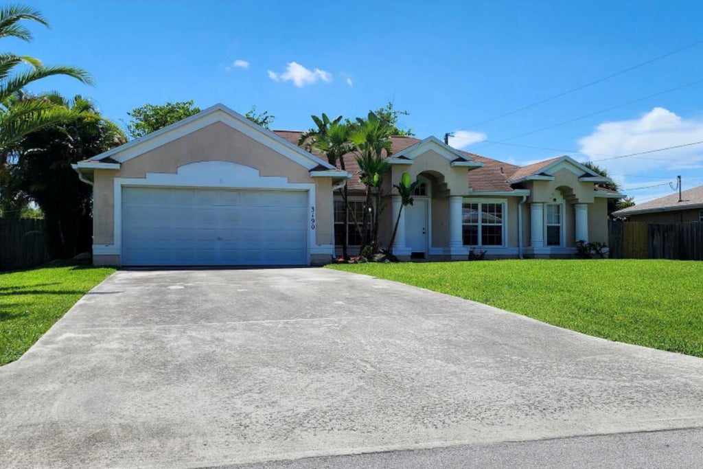 3190 Sw Armucher St, Port Saint Lucie