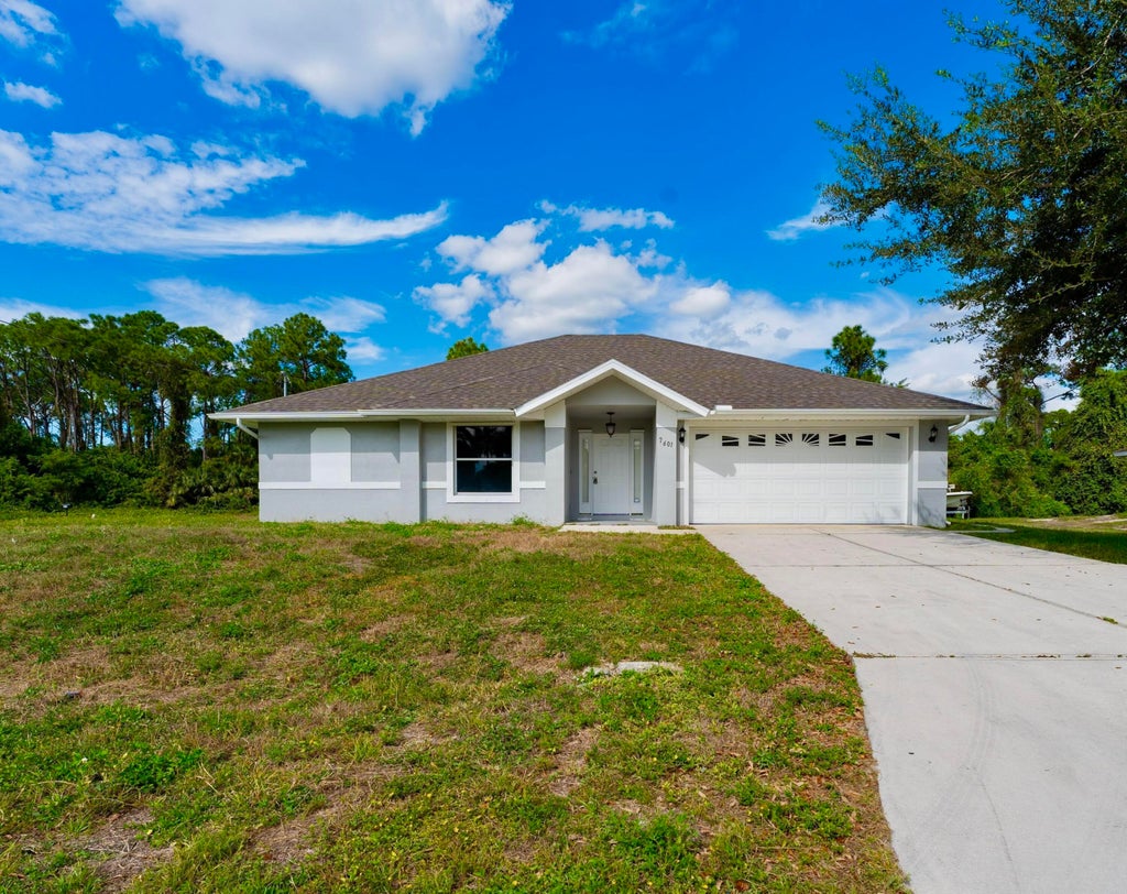 2601 E 8th St, Lehigh Acres