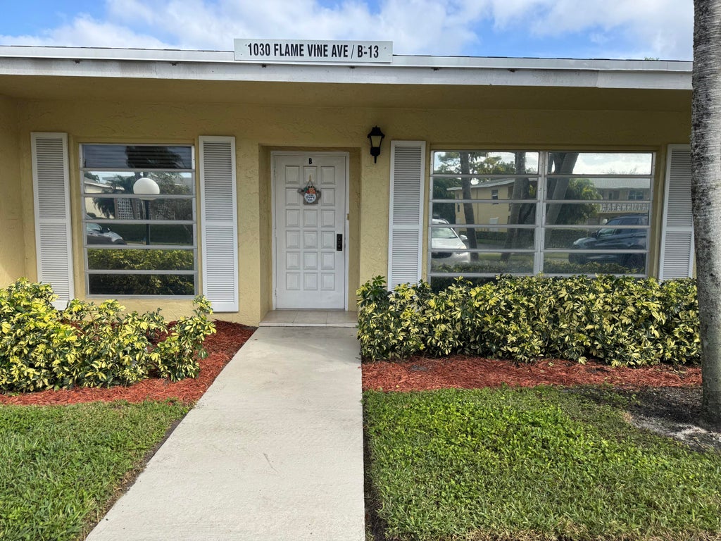 1030 W Flame Vine Avenue #13-b, Delray Beach