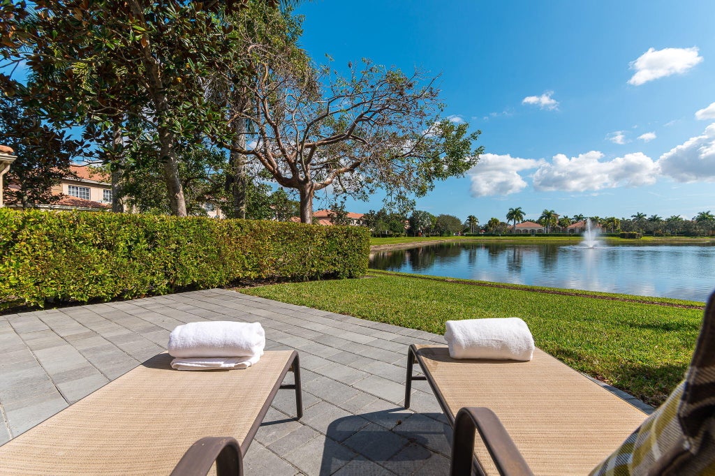 6748 Old Farm Trl, Boynton Beach