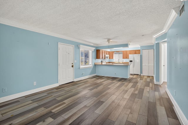 5 of 35 - 188 Se Village Drive #188, Port Saint Lucie, FL