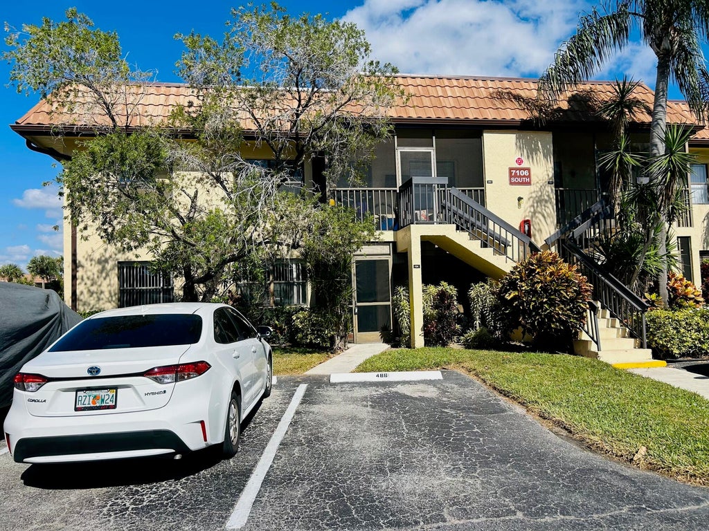 7106 Golf Colony Ct #104, Lake Worth