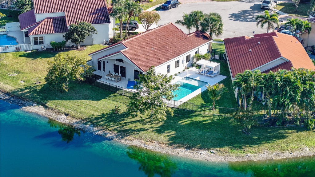 21767 Philmont Ct, Boca Raton