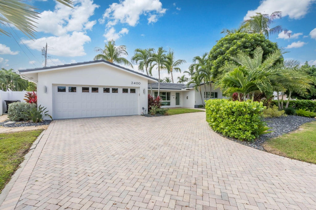 2400 Ne 45th St, Lighthouse Point