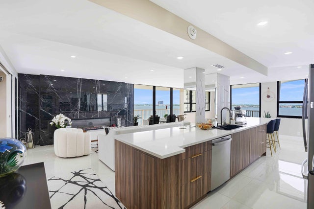 Photo of 5480 N Ocean Dr #bphc, Singer Island FL