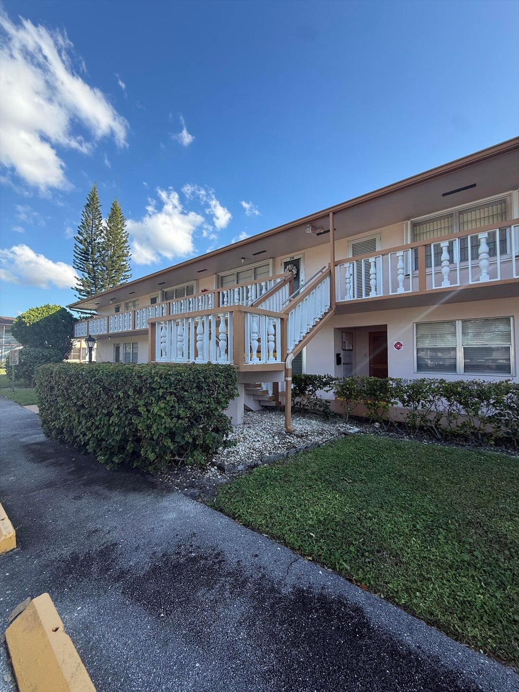 236 Kent N, West Palm Beach