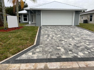 Photo of Listing #RX-11141753