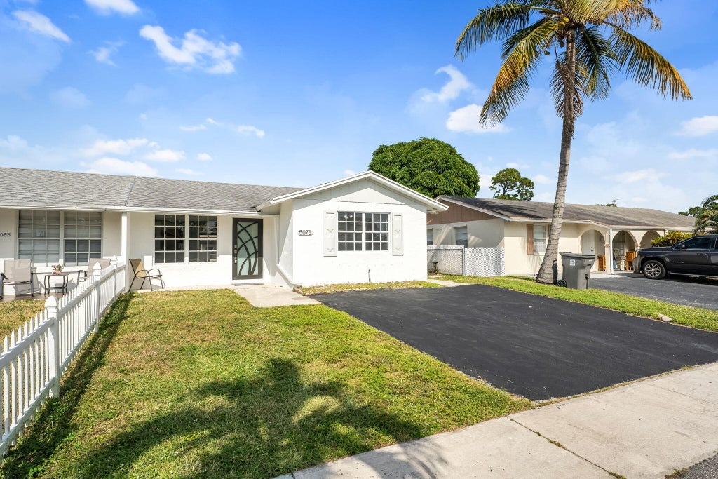 5075 Grant Lane, West Palm Beach