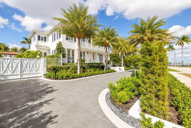 2 of 26 - 2415 S Flagler Drive, West Palm Beach, FL