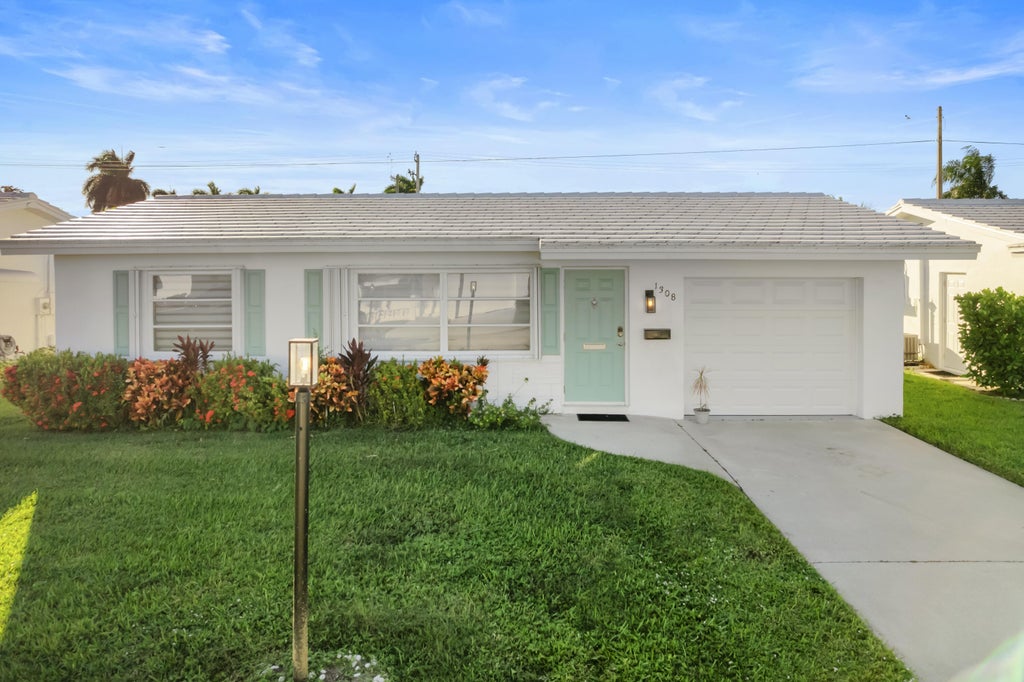 1308 Sw 24th St, Boynton Beach