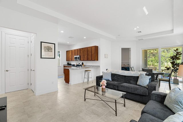 Photo of Listing #RX-11142394