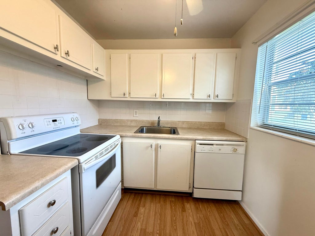 148 Coventry G, West Palm Beach