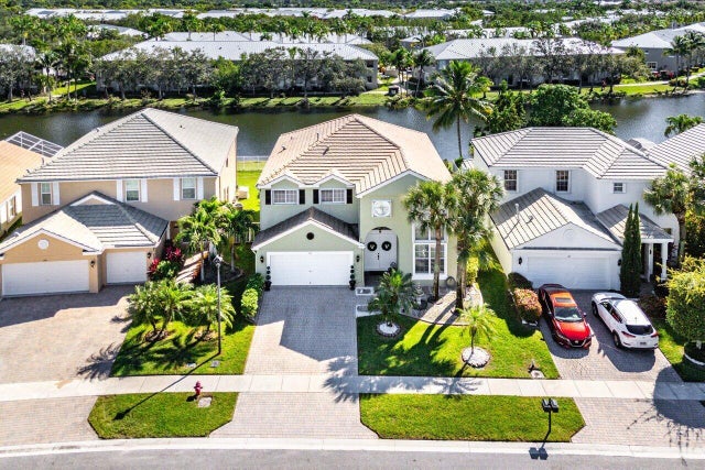 144 Kensington Way, Royal Palm Beach