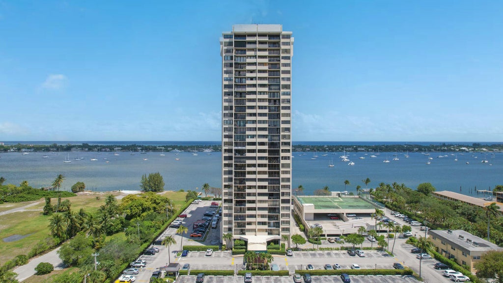 5600 N Flagler Dr #2802, West Palm Beach