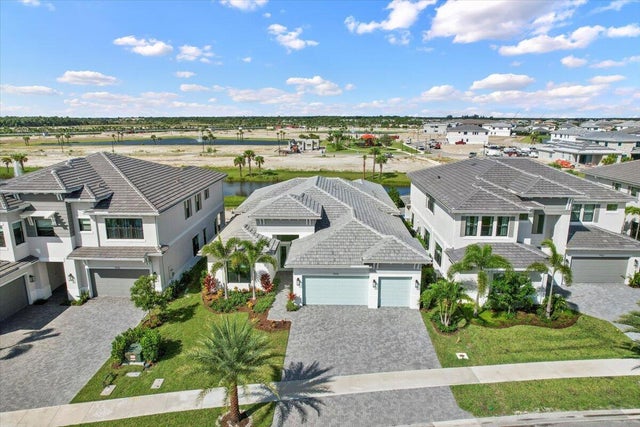 Photo of Listing #RX-11142727