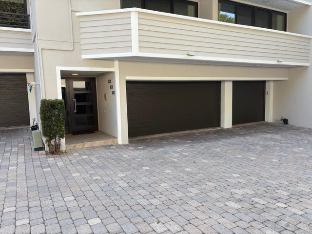 3 of 38 - 1170 Hillsboro Mile #302, Hillsboro Beach, FL