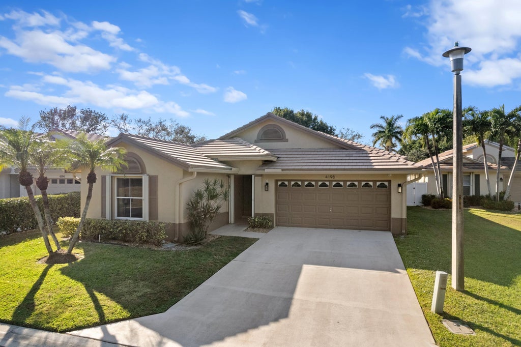 4198 Manor Forest Trl, Boynton Beach