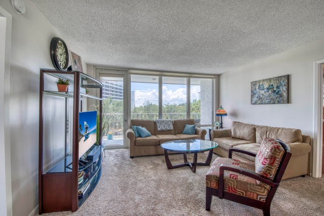 3 of 31 - 336 Golfview Road #518, North Palm Beach, FL