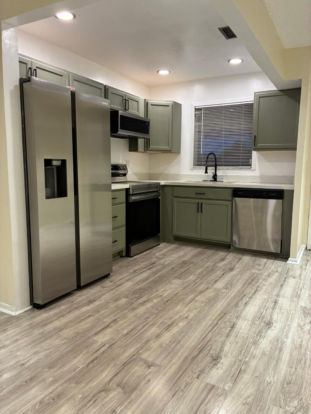 6001 Shakerwood Cir #203, Tamarac