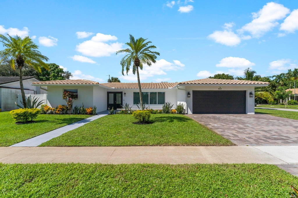 599 Nw 13th Dr, Boca Raton