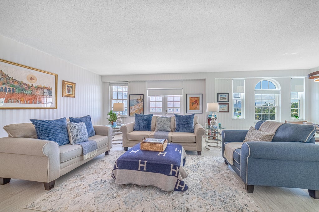3475 S Ocean Blvd #201, Palm Beach