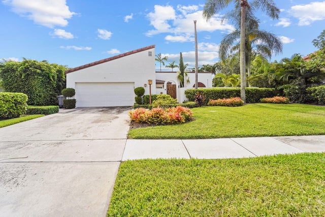 7036 San Sebastian Cir, Boca Raton