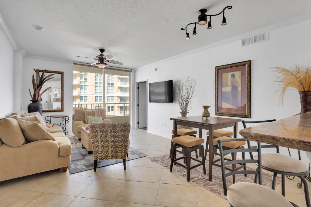 625 Casa Loma Blvd #1103, Boynton Beach