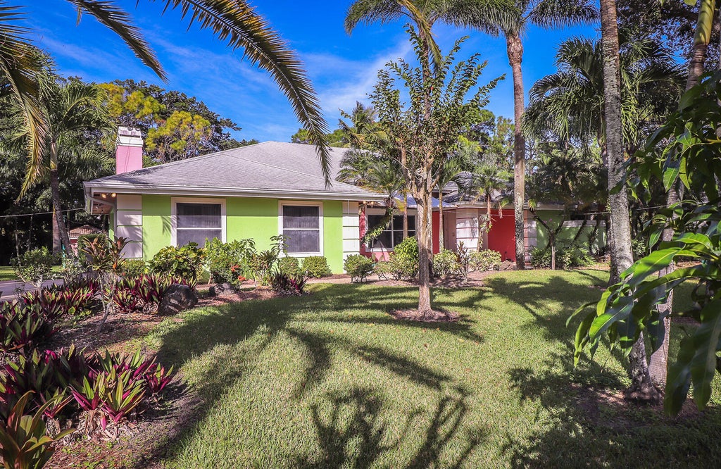 6599 140th Lane N, Palm Beach Gardens
