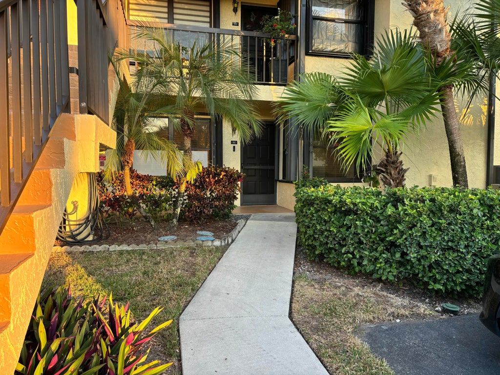 4704 Lucerne Lakes Blvd E #102, Lake Worth