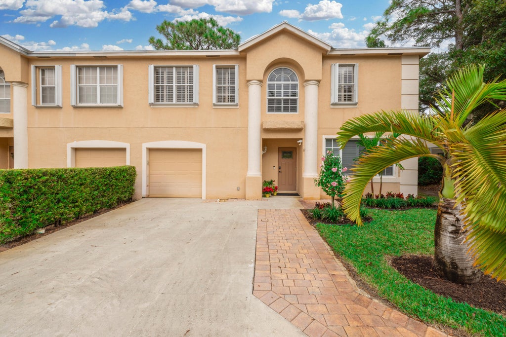269 Live Oaks Lane, Jupiter