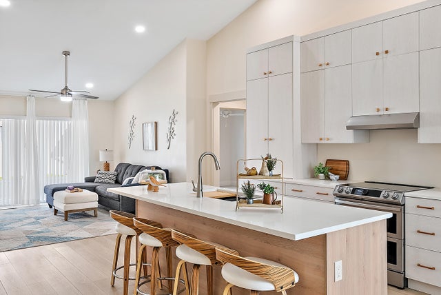 Photo of Listing #RX-11145240