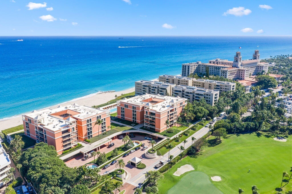 2 N Breakers Row #s32, Palm Beach