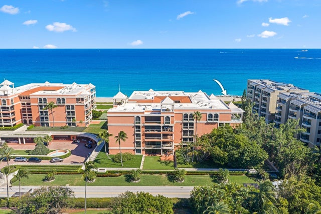 5 of 77 - 2 N Breakers Row #s32, Palm Beach, FL