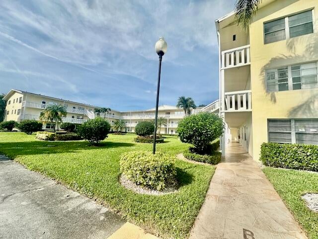 69 Dorset B, Boca Raton