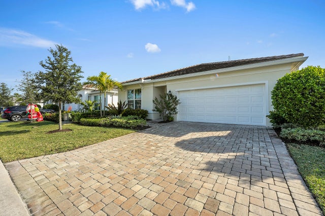 Photo of Listing #RX-11145965