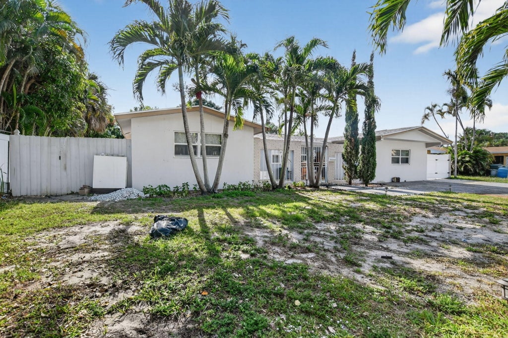 256 Sw 11th Pl, Boca Raton