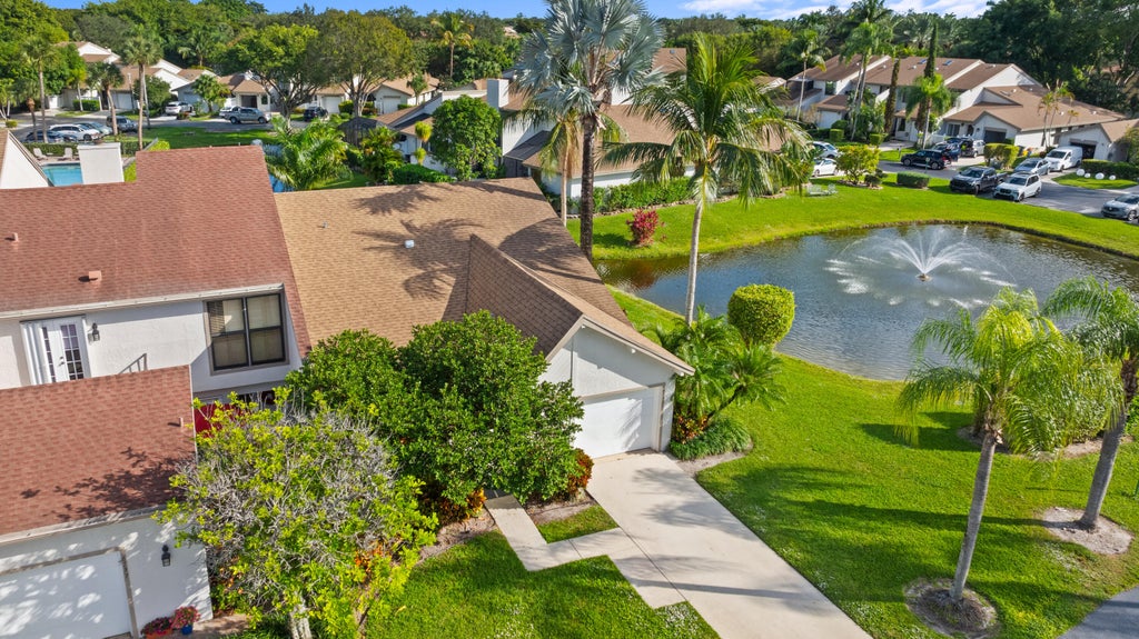 6735 Canary Palm Cir, Boca Raton