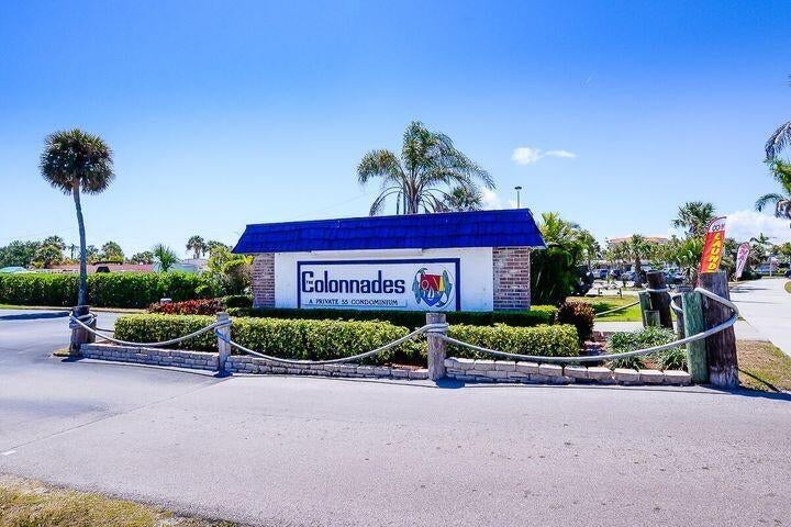 1200 Colonnades Dr #202, Fort Pierce