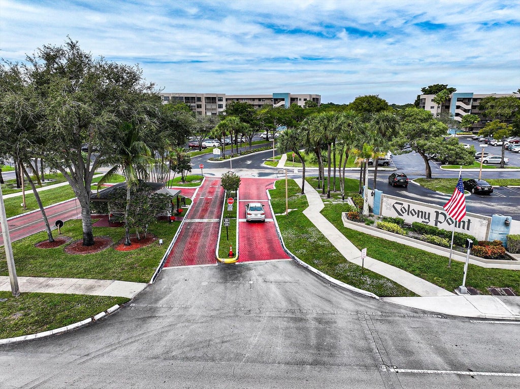 1100 Colony Point Circle Cir #415, Pembroke Pines