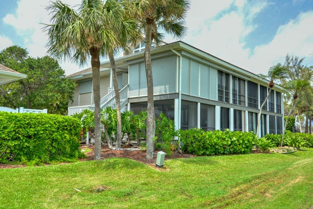 3 of 39 - 318 Ne Golfview Circle, Stuart, FL
