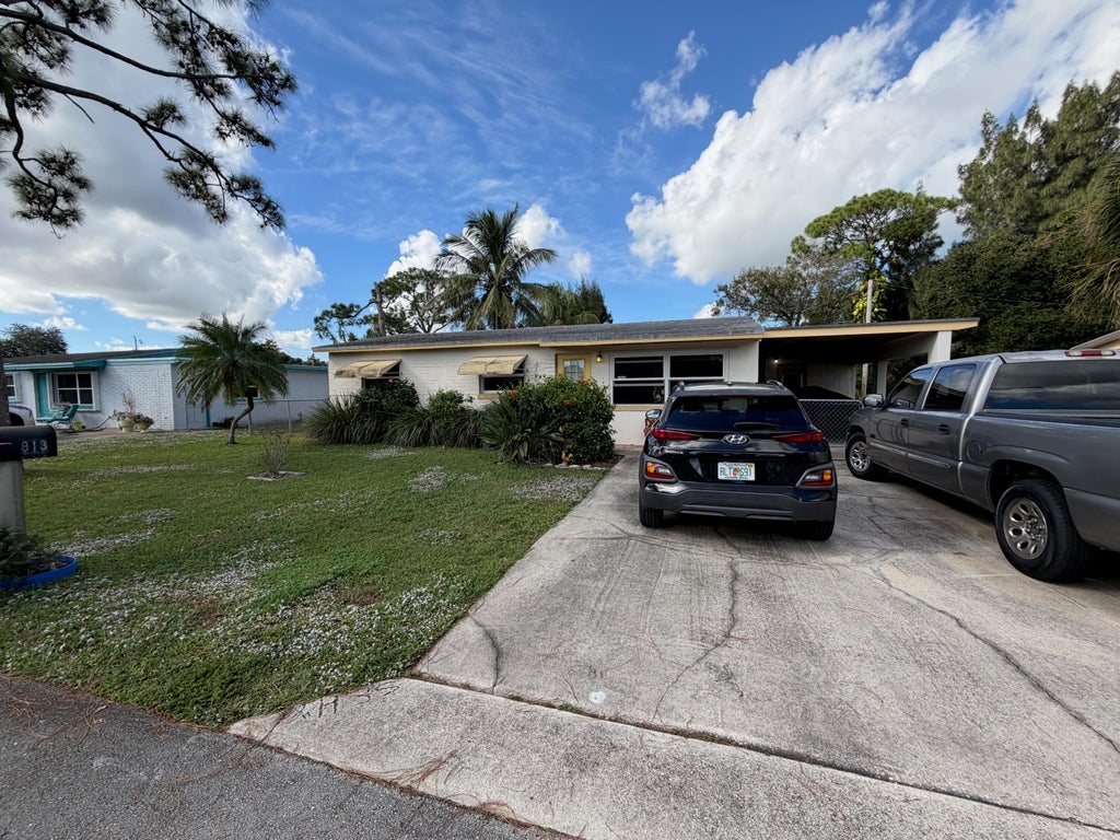 813 Burch Dr, West Palm Beach