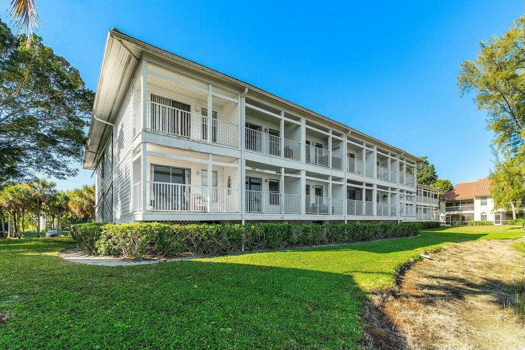 159 Cypress Point Dr, Palm Beach Gardens