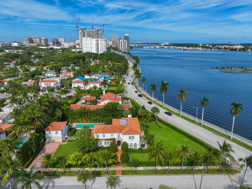 245 Valencia Rd, West Palm Beach