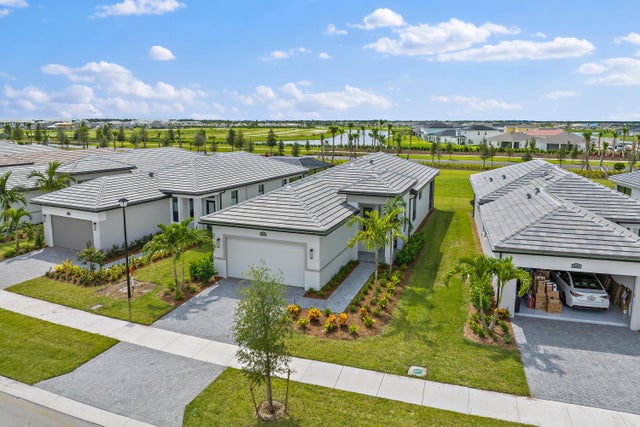 Photo of Listing #RX-11147532