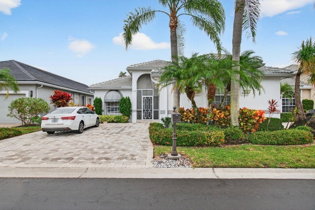 Photo of 11910 Fountainside Cir, Boynton Beach FL