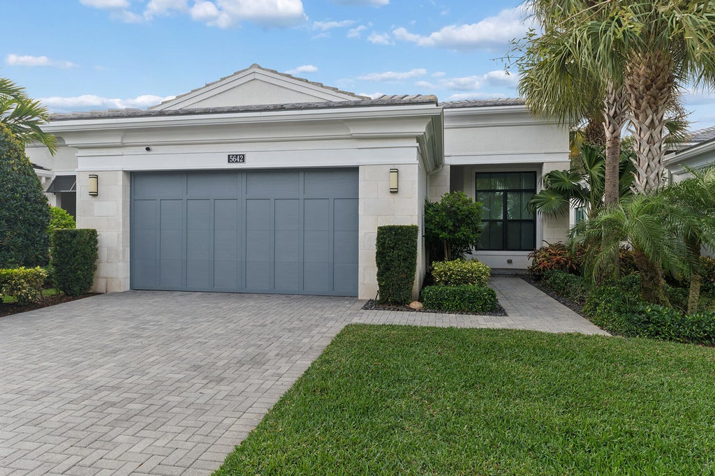 5642 Delacroix Ter, Palm Beach Gardens